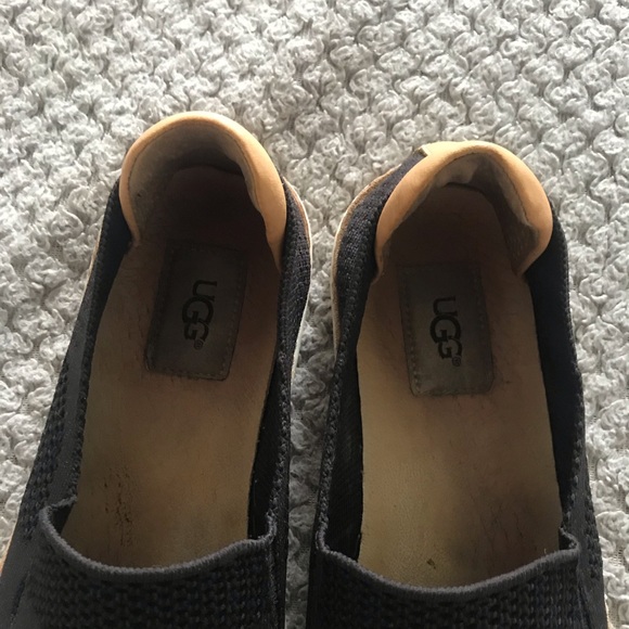 Ugg slip ons - Picture 2 of 4